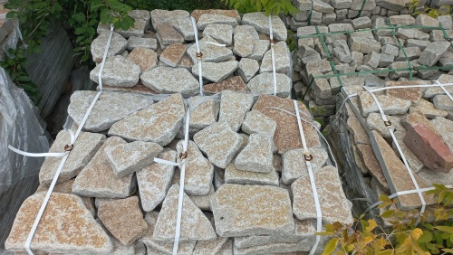 Плитняк гранитный галтованный купить в Волчанске