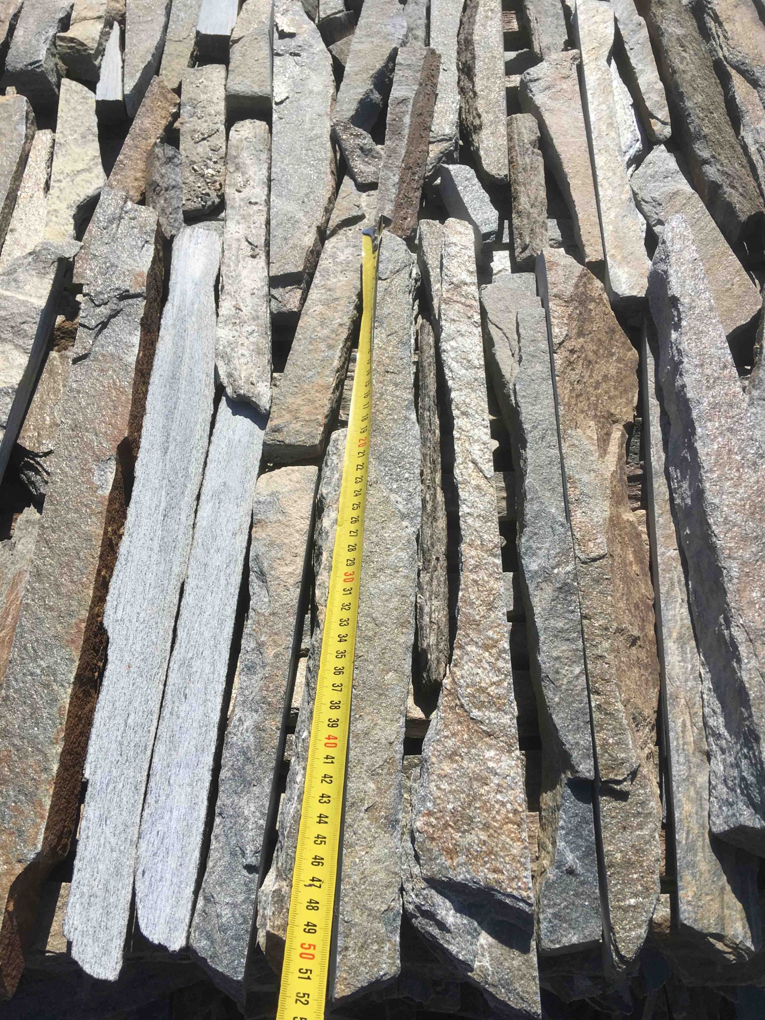 Горбушка златолит мультиколор для облицовки купить в Волчанске