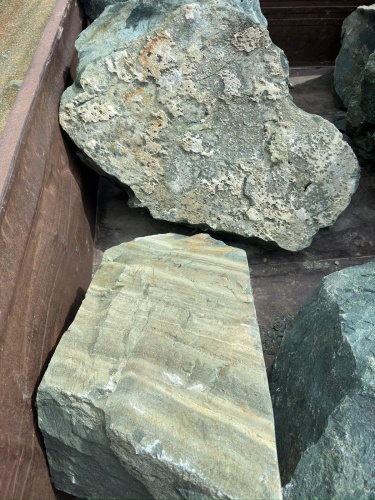 Ландшафтные глыбы зелёные 200-500 килограмм купить в Волчанске