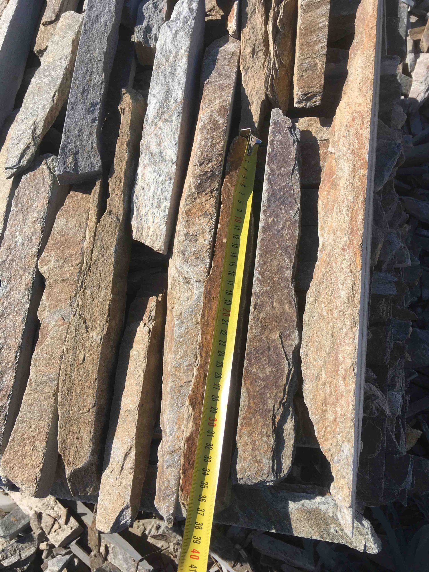 Горбушка златолит мультиколор для облицовки купить в Волчанске