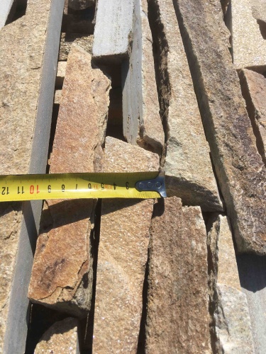 Горбушка златолит золотистый для облицовки купить в Волчанске