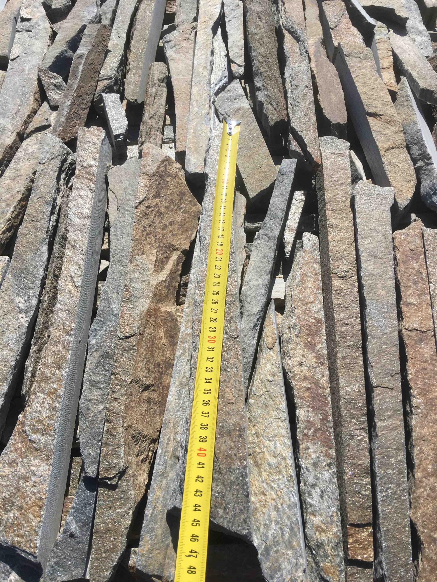 Горбушка златолит мультиколор для облицовки купить в Волчанске