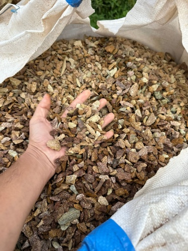 Златолит персиковый декоративная каменная крошка купить в Волчанске