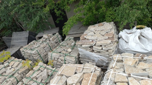 Гранитный плитняк галтованный для парковки купить в Волчанске