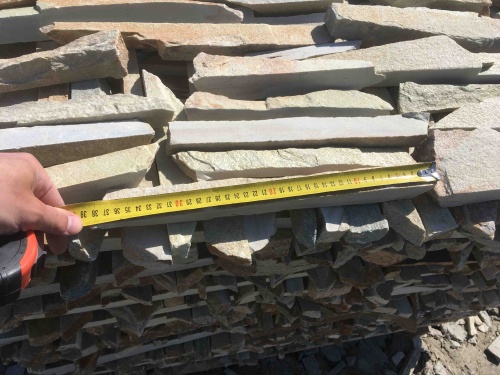 Горбушка златолит золотистый для облицовки купить в Волчанске