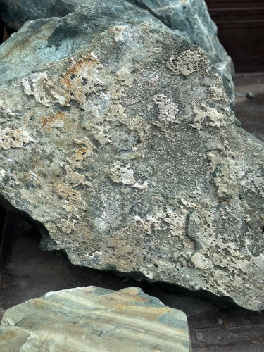 Ландшафтные глыбы зелёные 200-500 килограмм купить в Волчанске