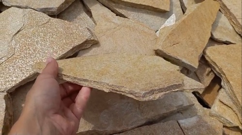 Плитняк златолит жёлтый для цоколя купить в Волчанске