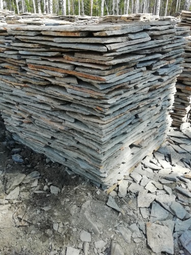 Плитняк златолит Уральский для цоколя, отмостки купить в Волчанске